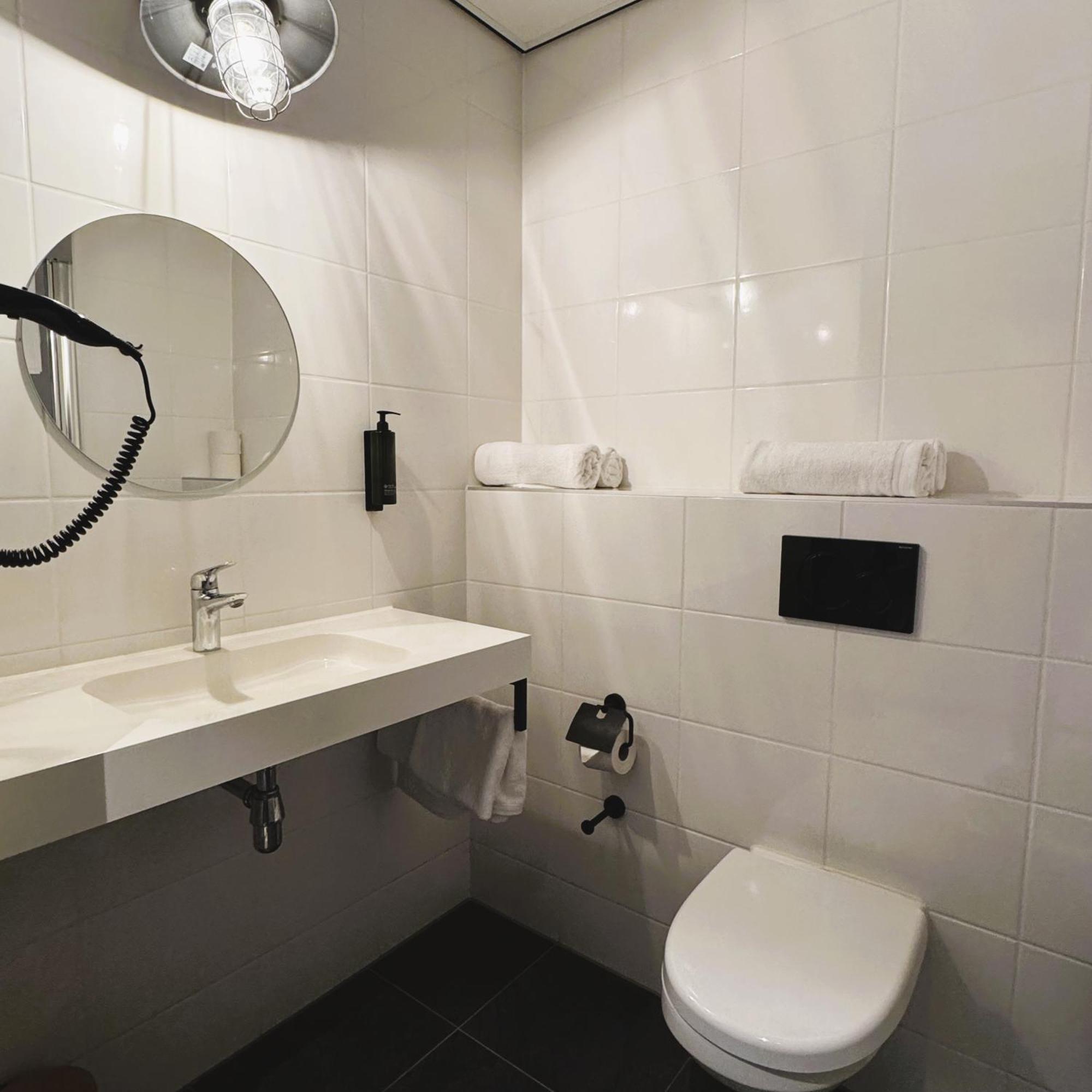 Hotel Emilia Катсгевел Номер фото